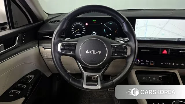 Kia The New K5 Hybrid 3rd generation 2023 Белый из Кореи, фото 4