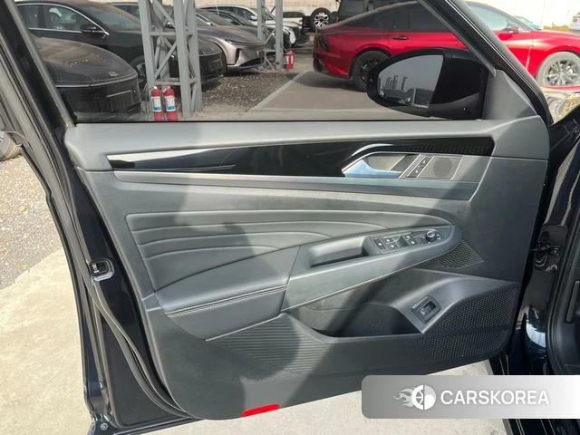 Volkswagen Passat 2024 Черный из Китая, фото 4