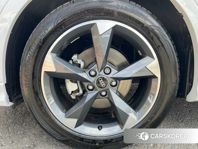 Audi Q3 2022 Белый из Китая, фото 4