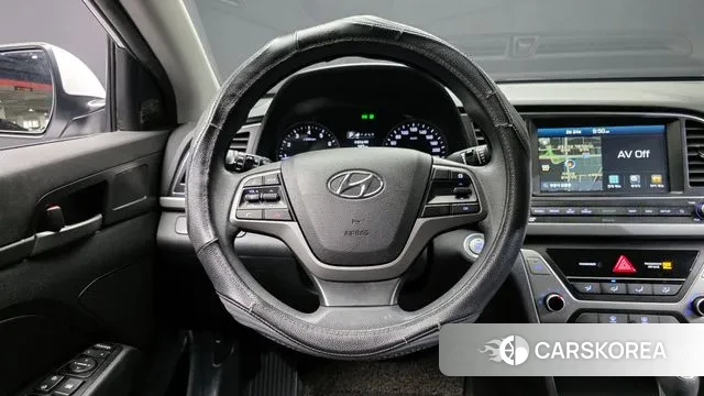 Hyundai Avante AD 2018 Белый из Кореи, фото 4