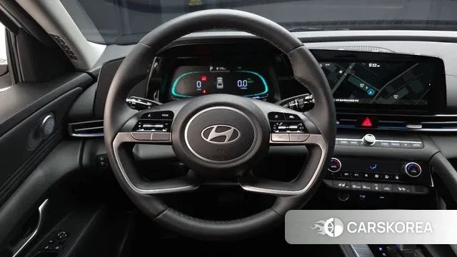 Hyundai The New Avante Hybrid (CN7) 2025 Белый из Кореи, фото 4