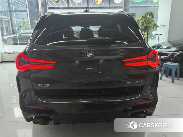 BMW X3 2022 Темно-серый из Китая, фото 4