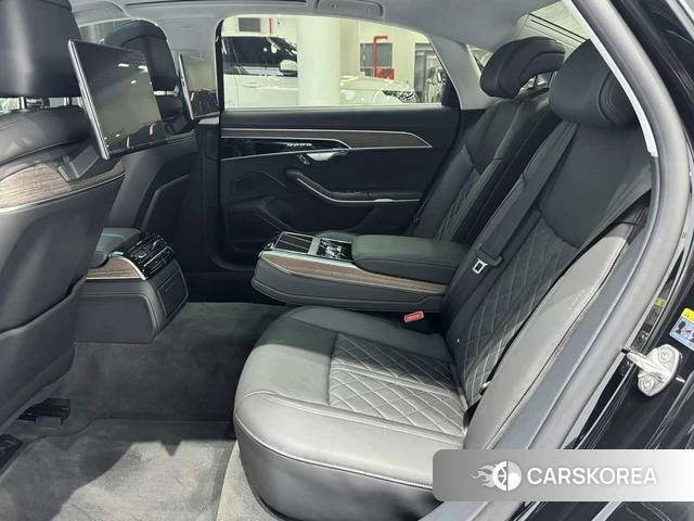 Audi A8 2024 Черный из Китая, фото 4