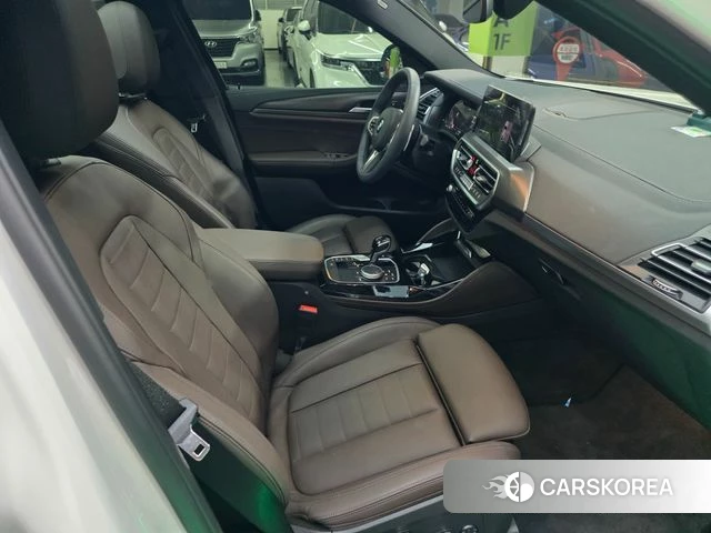 BMW X4 (G02) 2025 Белый из Кореи, фото 4