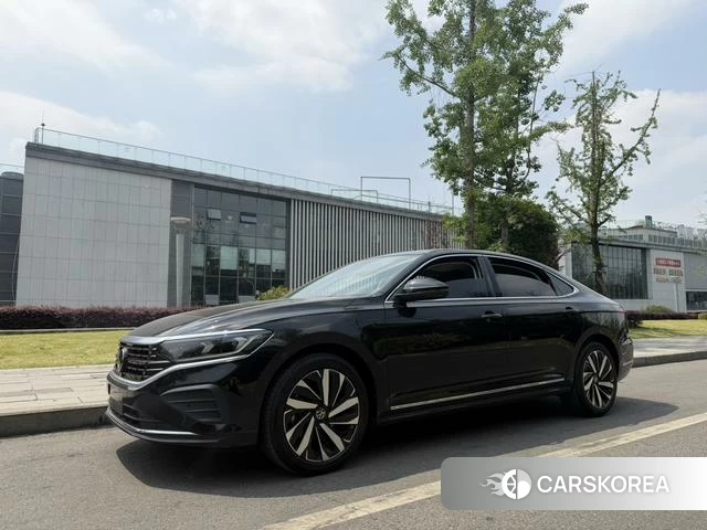 Volkswagen Passat 2025 Черный из Китая, фото 4