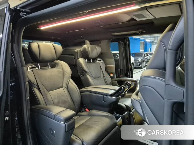 Toyota Alphard 4th Generation 2024 Черный из Кореи, фото 4