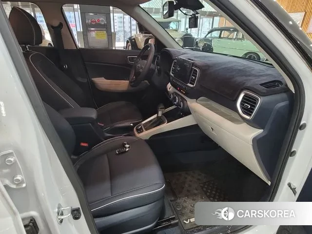 Hyundai Venue 2022 Белый из Кореи, фото 4