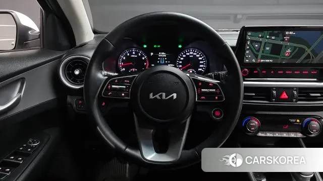 Kia The New K3 2nd generation 2022 Белый из Кореи, фото 4