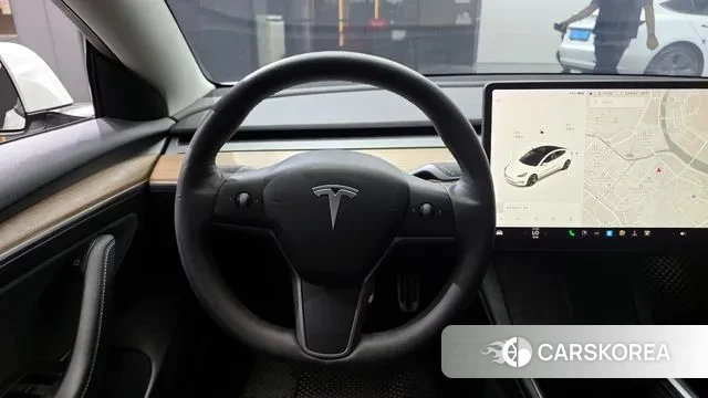 Tesla Model 3 2021 Белый из Кореи, фото 4