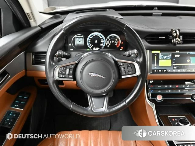 Jaguar XF (X260) 2018 Белый из Кореи, фото 4
