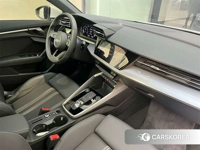 Audi A3 2024 Белый из Китая, фото 4