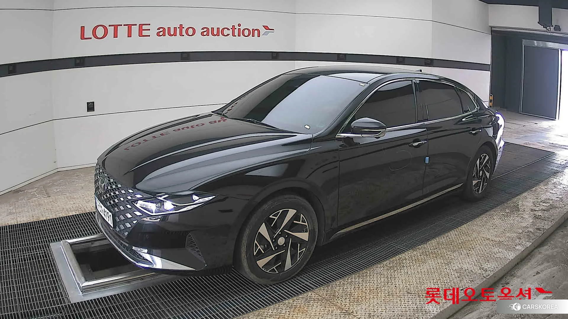 Hyundai Grandeur Hybrid 2022 Midnight Black Pearl из Кореи, фото 4