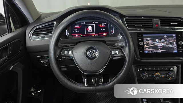 Volkswagen Tiguan Allspace 2020 Черный из Кореи, фото 4