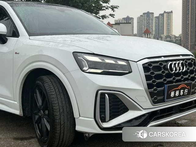 Audi Q2L 2023 Белый из Китая, фото 4
