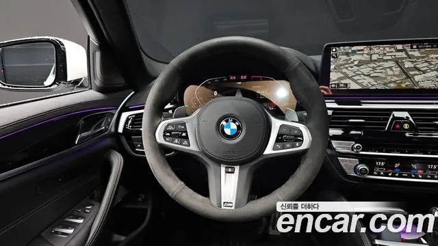 BMW 5 Series (G30) 2020 Белый из Кореи, фото 4