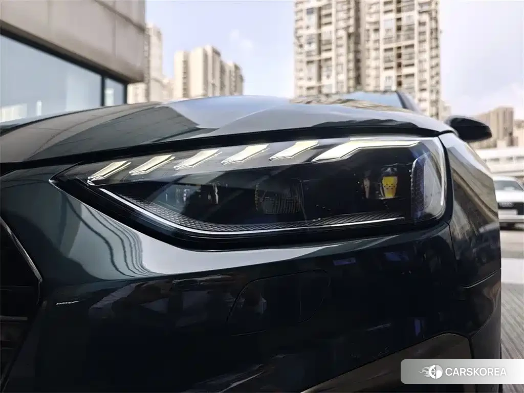 Audi A4L 2023 Зеленый из Китая, фото 4