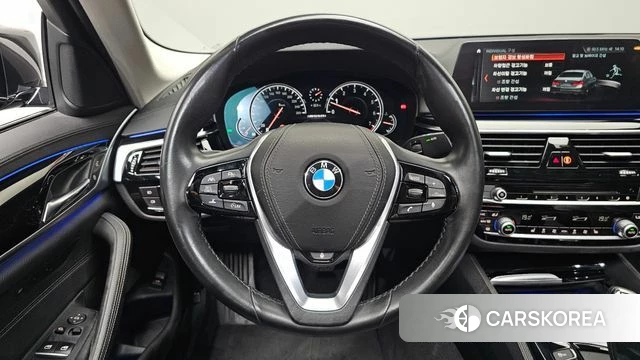 BMW 5 Series (G30) 2018 Черный из Кореи, фото 4