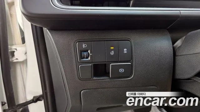 Hyundai Staria 2022 Белый из Кореи, фото 4