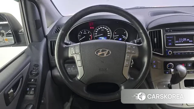 Hyundai The New Grand Starex 2018 Черный из Кореи, фото 4