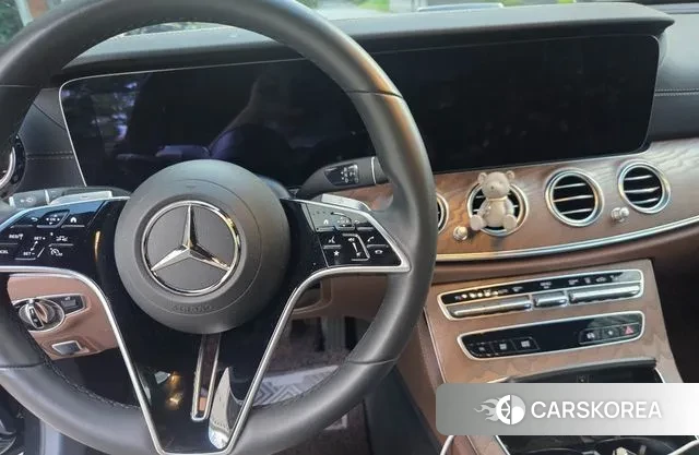 Mercedes-Benz E-Class W213 2023 Серый из Кореи, фото 4