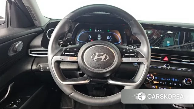 Hyundai The New Avante (CN7) 2024 Белый из Кореи, фото 4