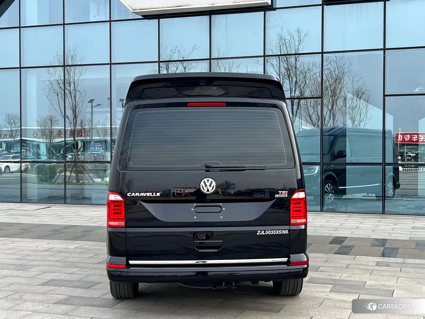 Volkswagen Caravelle 2018 Черный из Китая, фото 4