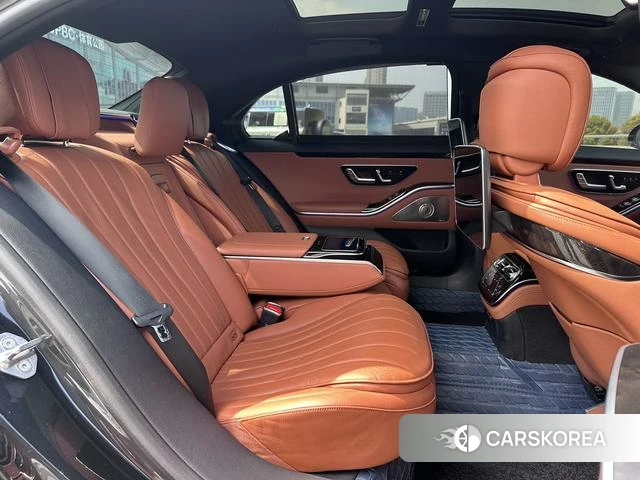 Mercedes-Benz S-class 2021 Темно-серый из Китая, фото 4