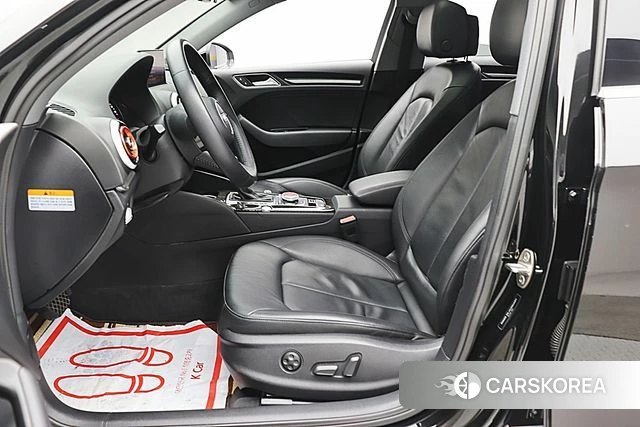 Audi New A3 2018 Черный из Кореи, фото 4