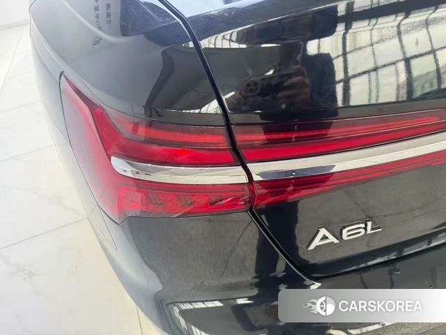 Audi A6L PHEV 2021 Черный из Китая, фото 4