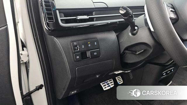 Hyundai Staria 2025 Белый из Кореи, фото 4