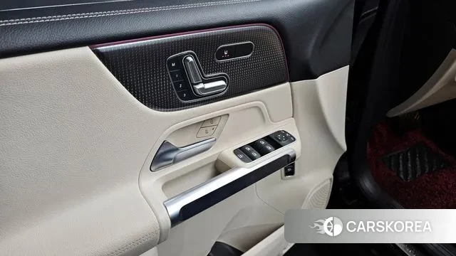 Mercedes-Benz GLB-Class X247 2021 Черный из Кореи, фото 4