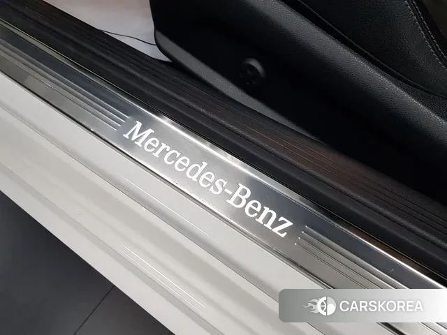 Mercedes-Benz C-Class W205 2021 Белый из Кореи, фото 4