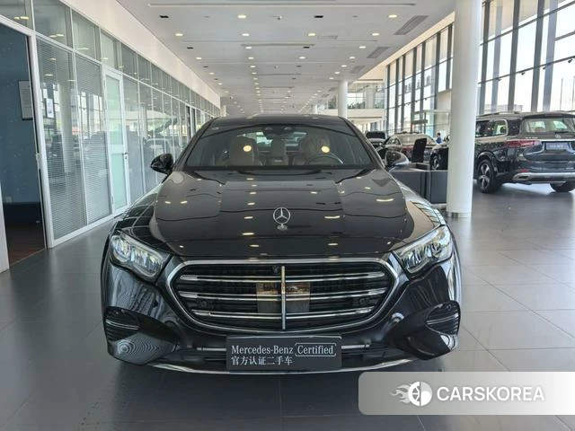 Mercedes-Benz E-class PHEV 2024 Черный из Китая, фото 4
