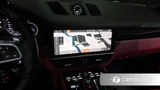 Porsche Cayenne (PO536) 2021 Жемчужный цвет из Кореи, фото 4