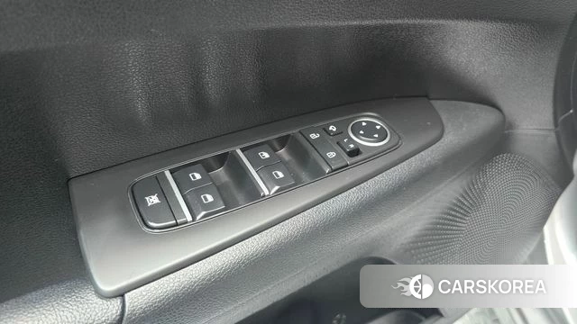 Kia The New K3 2nd generation 2022 Белый из Кореи, фото 4