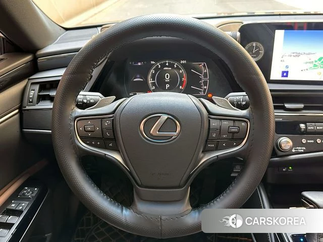 Lexus ES 2024 Черный из Китая, фото 4