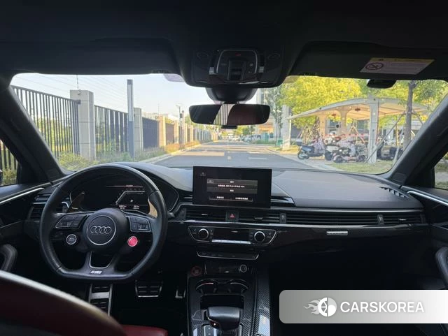 Audi S4 2021 Темно-серый из Китая, фото 4