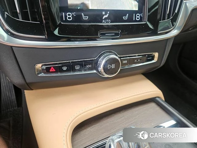 Volvo S90 2020 Черный из Кореи, фото 4