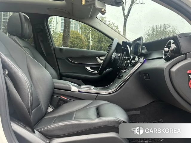 Mercedes-Benz Class C 2019 Белый из Китая, фото 4