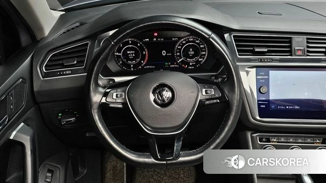 Volkswagen Tiguan second Generation 2018 Серебряный из Кореи, фото 4