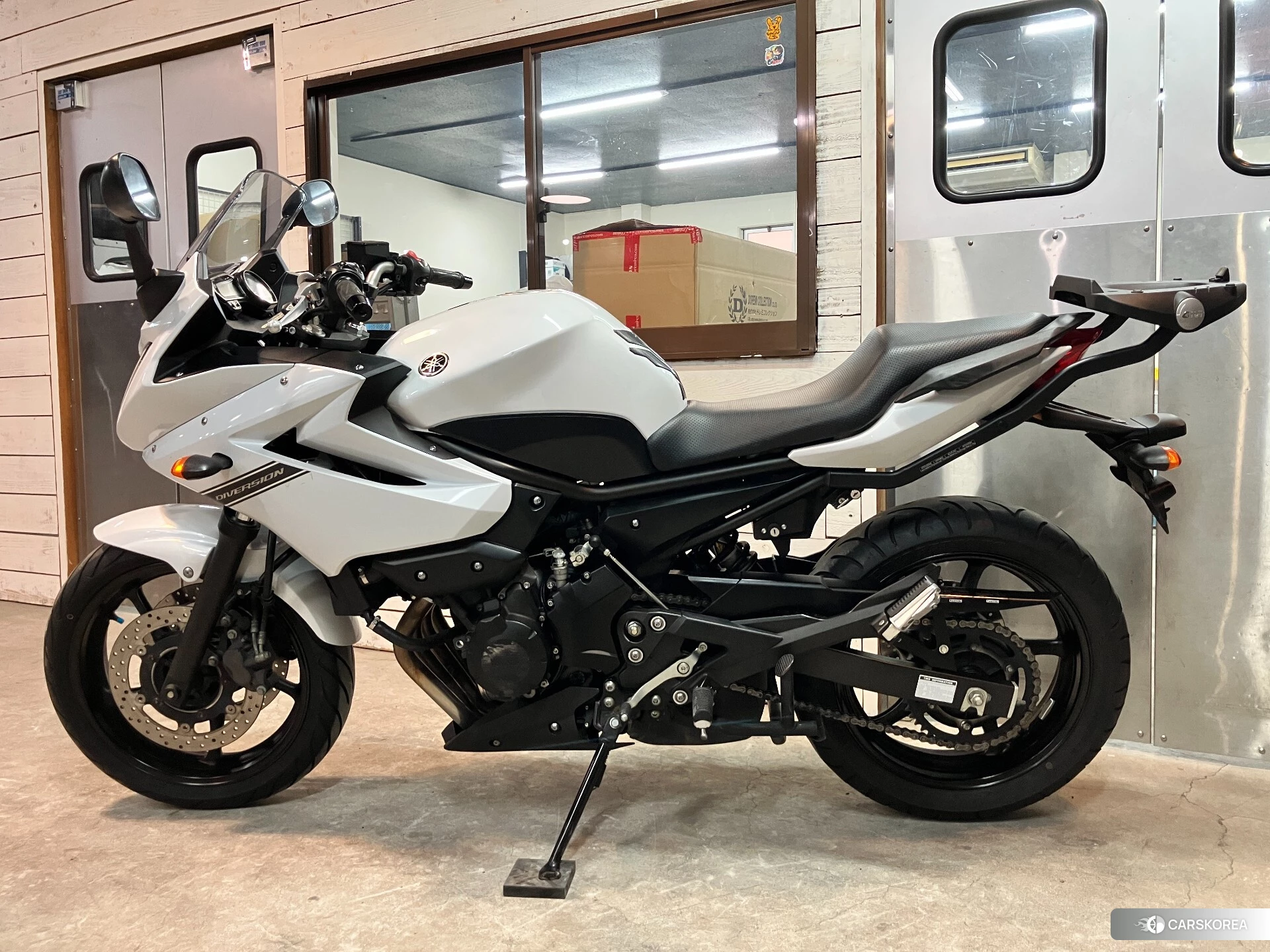 Проданный Yamaha XJ6 DIVERSION id 4183382 из Японии