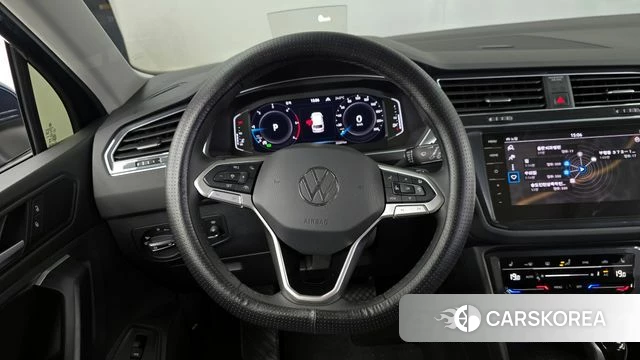 Volkswagen Tiguan second Generation 2024 Синий из Кореи, фото 4