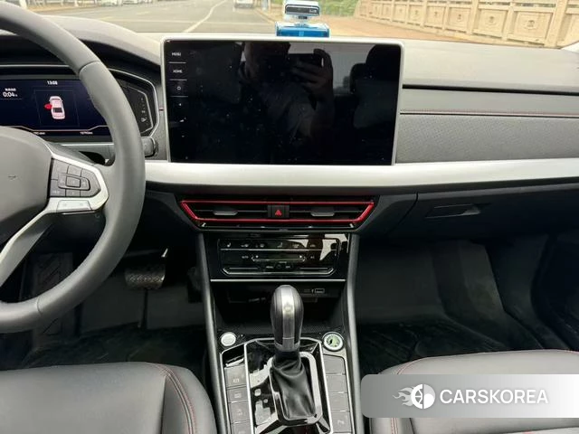 Volkswagen Lavida 2025 Белый из Китая, фото 4