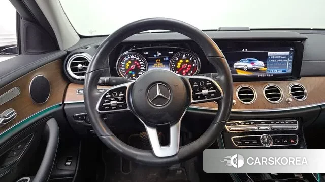Mercedes-Benz E-Class W213 2019 Белый из Кореи, фото 4