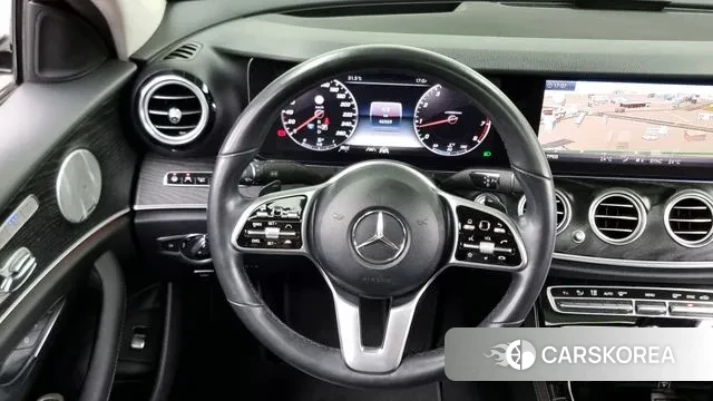 Mercedes-Benz E-Class W213 2020 Белый из Кореи, фото 4