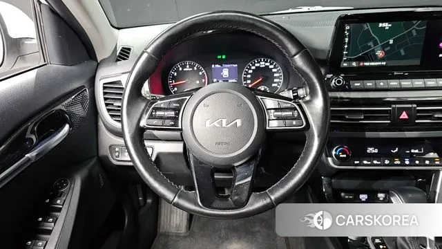 Kia Seltos 2021 Белый из Кореи, фото 4