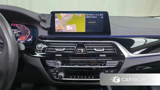 BMW 5 Series (G30) 2020 Белый из Кореи, фото 4