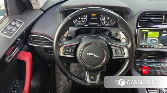 Jaguar F-PACE 2019 Зеленый из Кореи, фото 4