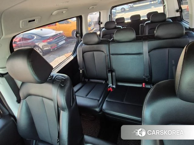 Hyundai Staria 2022 Черный из Кореи, фото 4