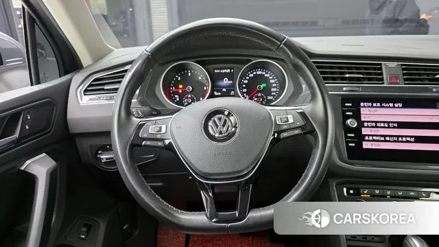 Volkswagen Tiguan second Generation 2020 Серый из Кореи, фото 4